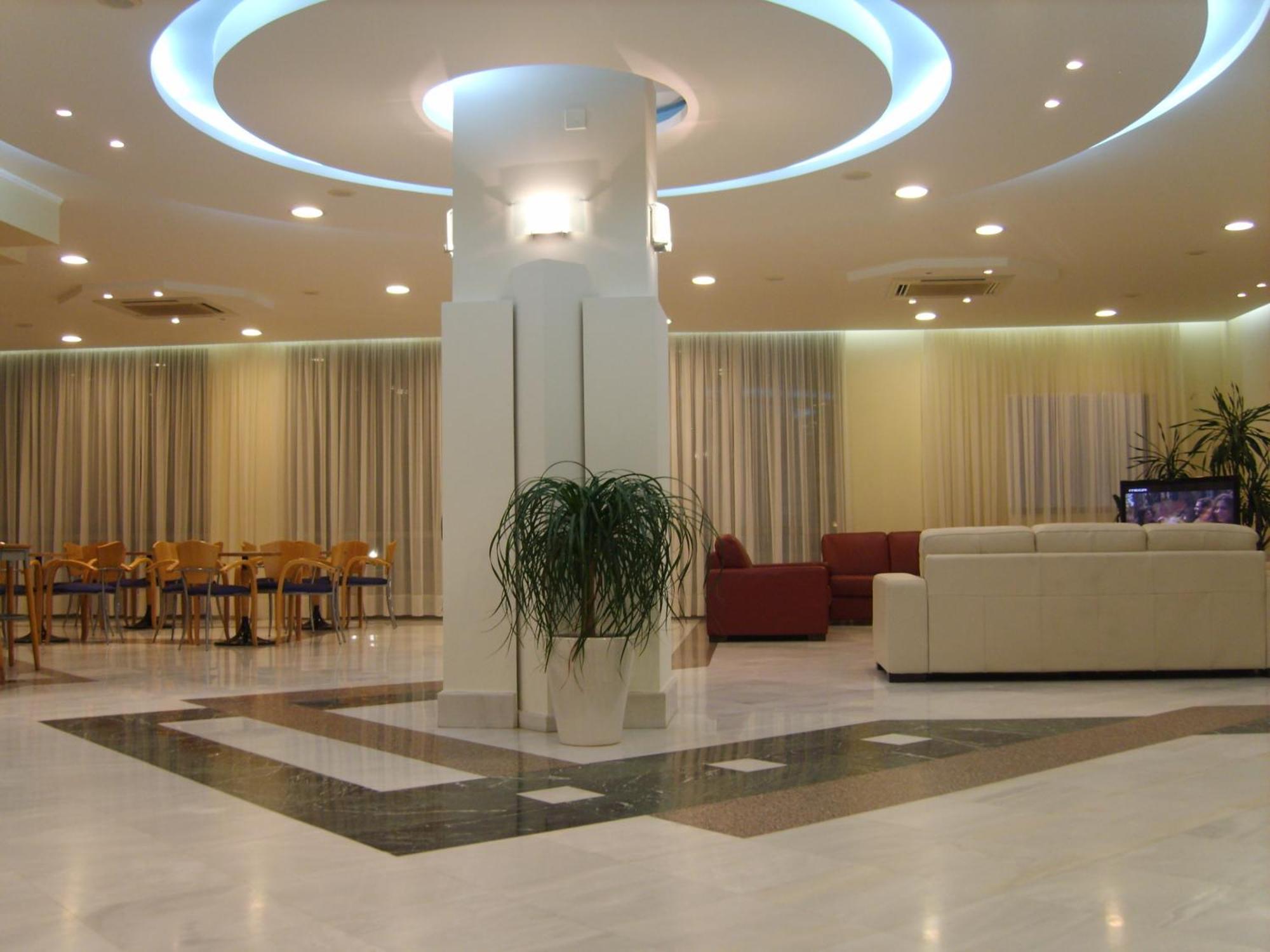 Atlantica Yakinthos Otel Kato Daratso Dış mekan fotoğraf