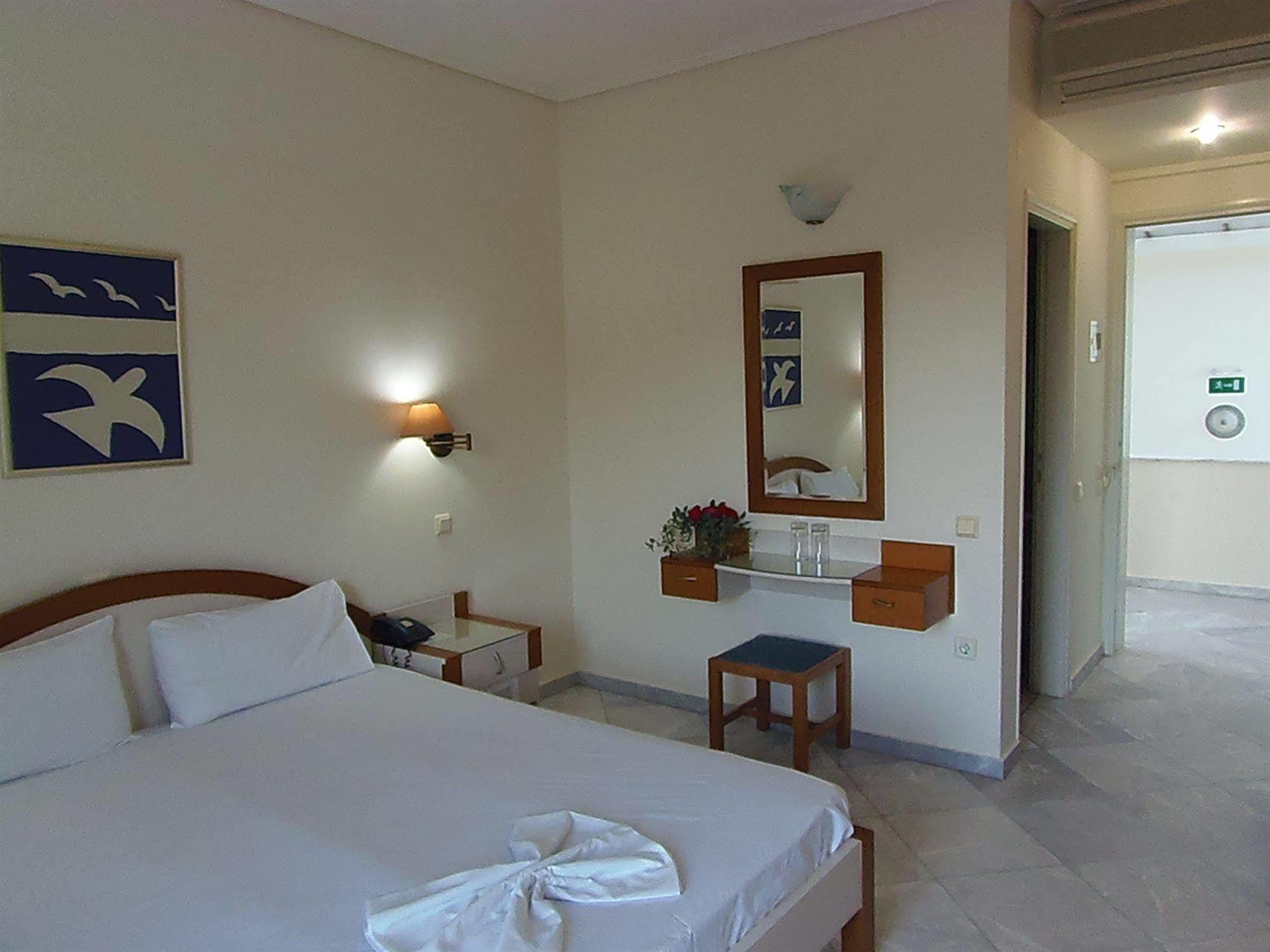 Atlantica Yakinthos Otel Kato Daratso Dış mekan fotoğraf